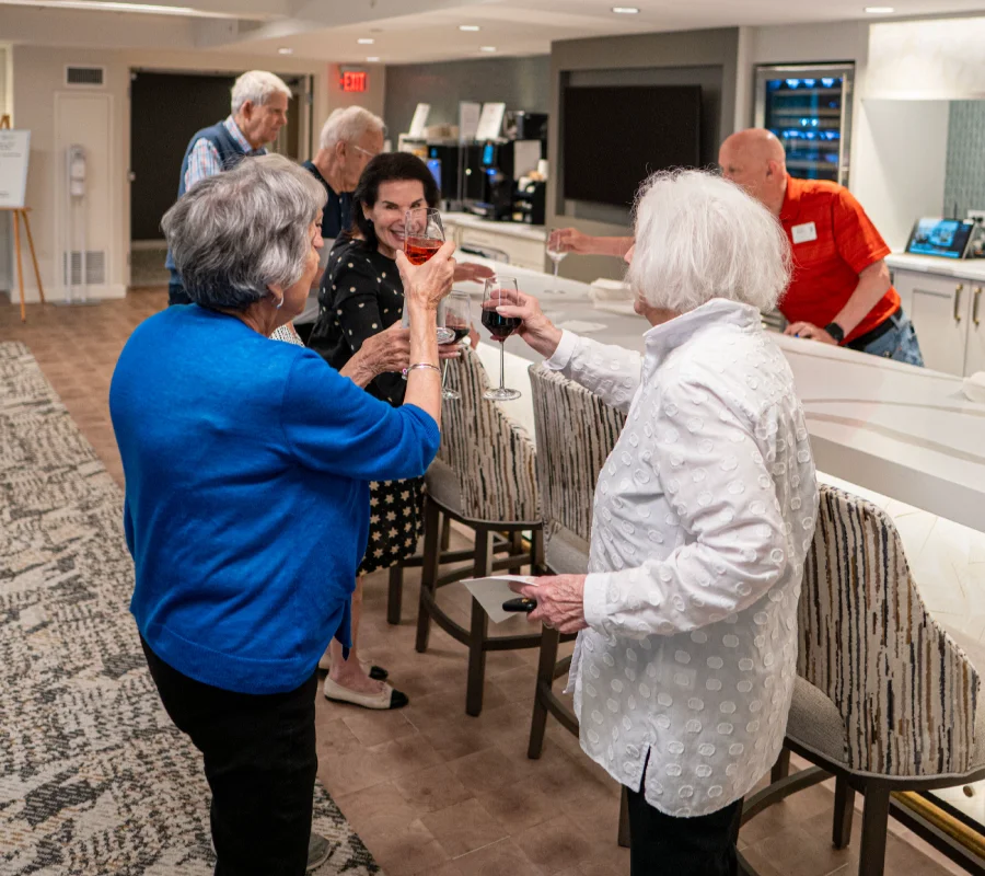 What do people look for when looking for a retirement community? 1 north hill Dining Services